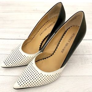 Audrey Brooke Sloane Black & White Pumps - Size 7
